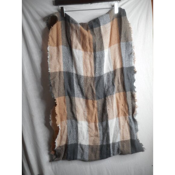 Cream Beige Grey Infinity Scarf  21 x 33 inches block motif - Picture 4 of 5